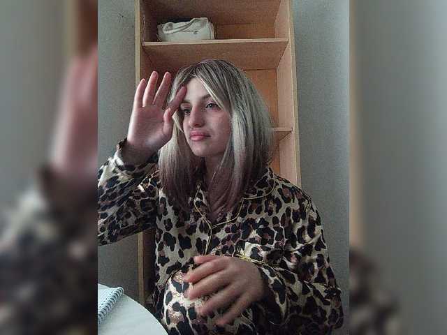 Sonyagasay live cam on BongaCams