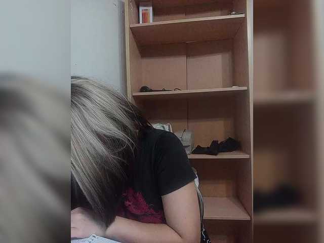Sonyagasay live cam on BongaCams