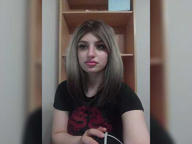 Sonyagasay live cam on BongaCams