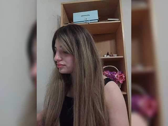 Sonyagasay live cam on BongaCams