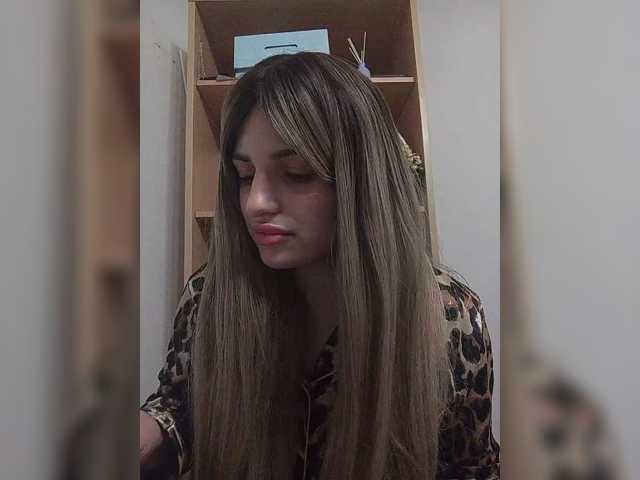Sonyagasay live cam on BongaCams