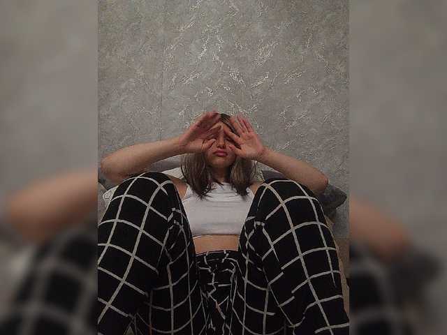 Sonyagasay live cam on BongaCams