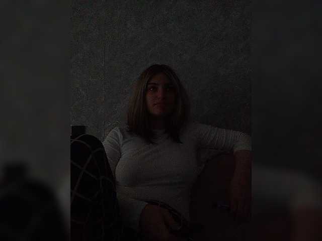 Sonyagasay live cam on BongaCams