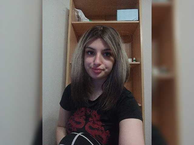 Sonyagasay live cam on BongaCams