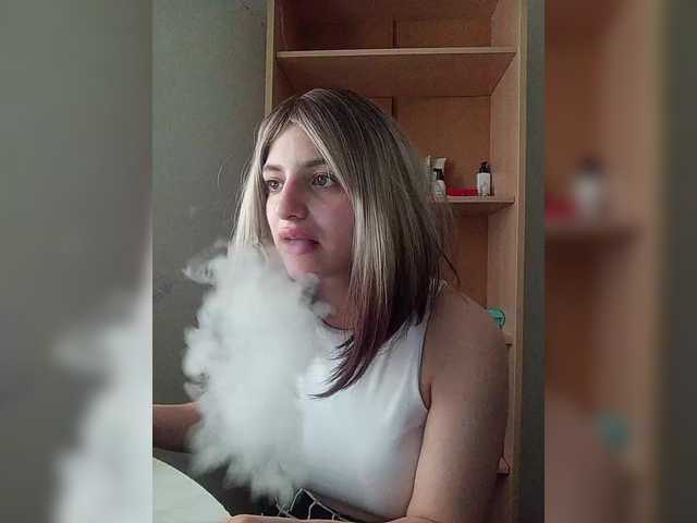 Sonyagasay live cam on BongaCams