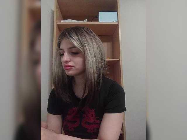 Sonyagasay live cam on BongaCams