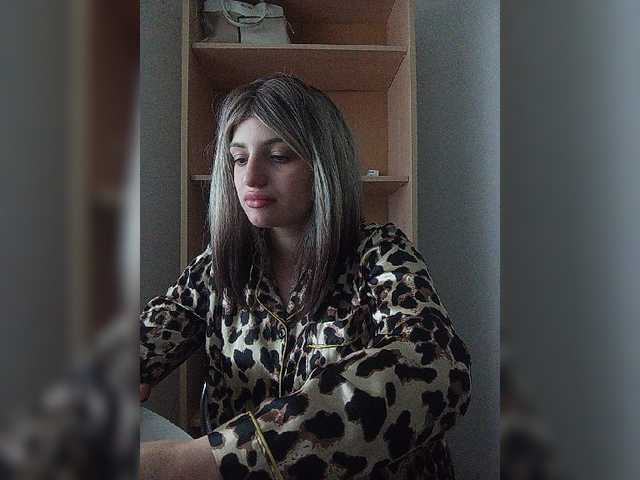 Sonyagasay live cam on BongaCams