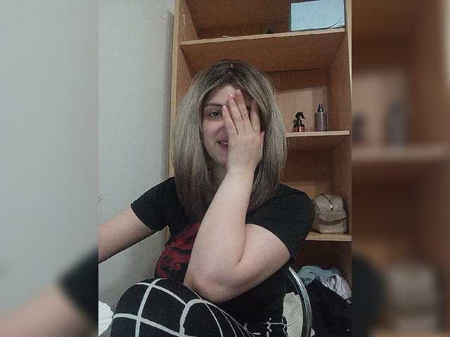 Sonyagasay live cam on BongaCams