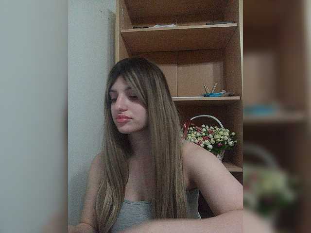 Sonyagasay live cam on BongaCams