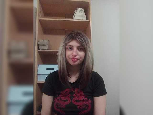Sonyagasay live cam on BongaCams