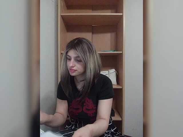 Sonyagasay live cam on BongaCams