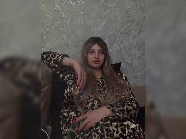Sonyagasay live cam on BongaCams