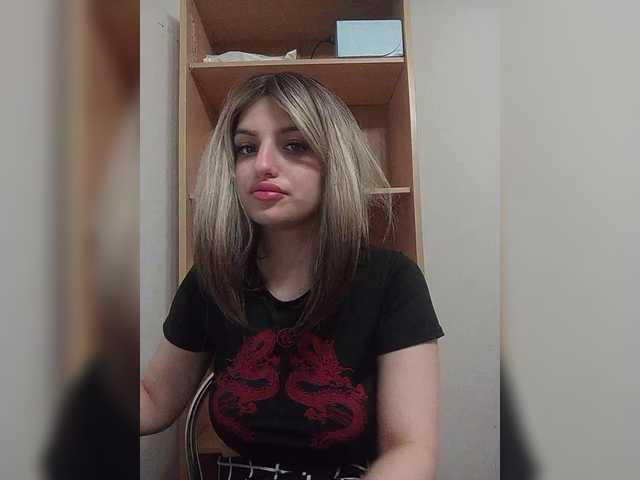 Sonyagasay live cam on BongaCams