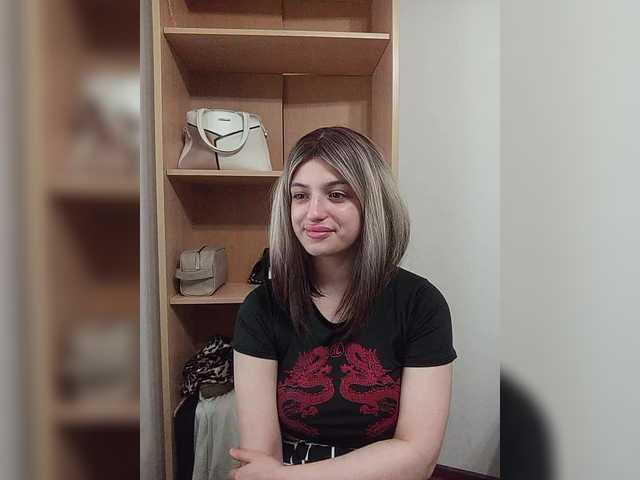 Sonyagasay live cam on BongaCams