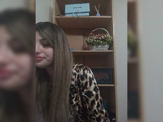 Sonyagasay live cam on BongaCams