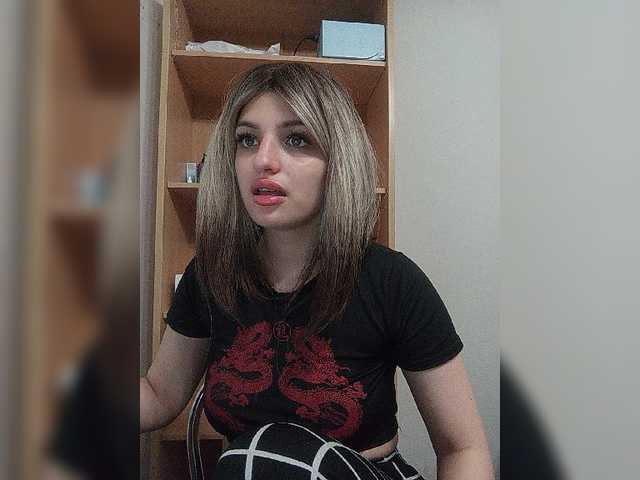 Sonyagasay live cam on BongaCams