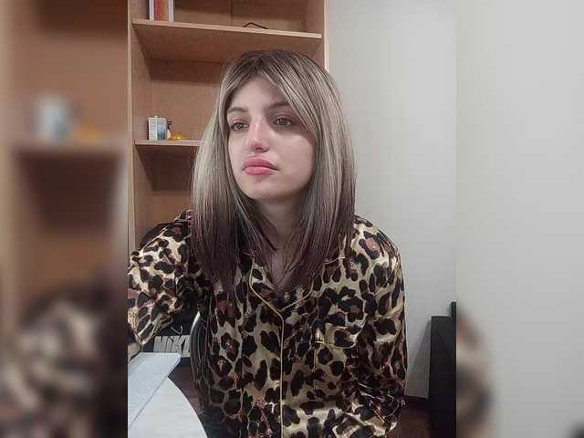 Sonyagasay live webcam show