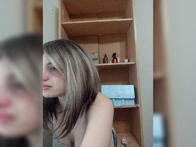 Sonyagasay live cam on BongaCams