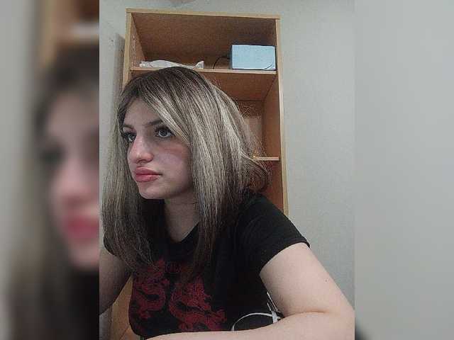 Sonyagasay live cam on BongaCams