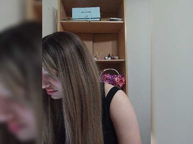 Sonyagasay live cam on BongaCams