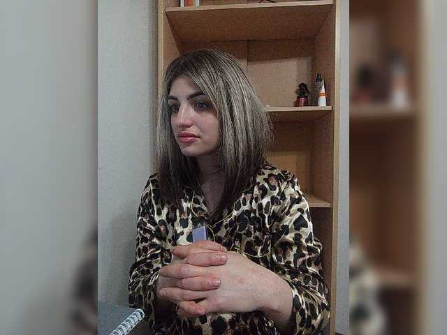 Sonyagasay live cam on BongaCams