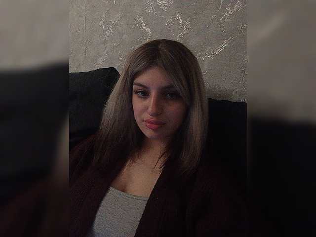 Sonyagasay live cam on BongaCams