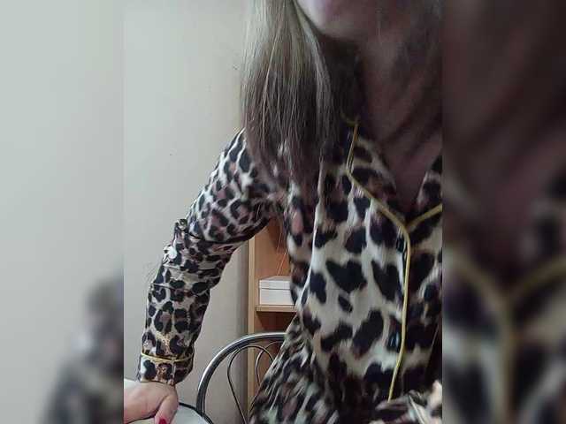 Sonyagasay live cam on BongaCams