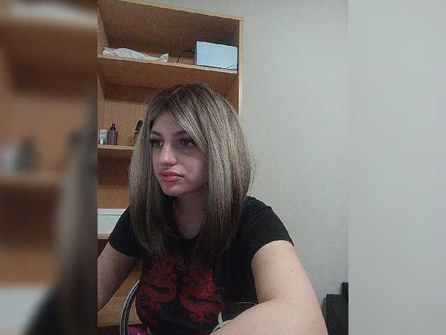 Sonyagasay live cam on BongaCams