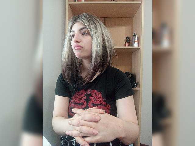 Sonyagasay live cam on BongaCams