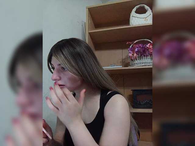 Sonyagasay live cam on BongaCams