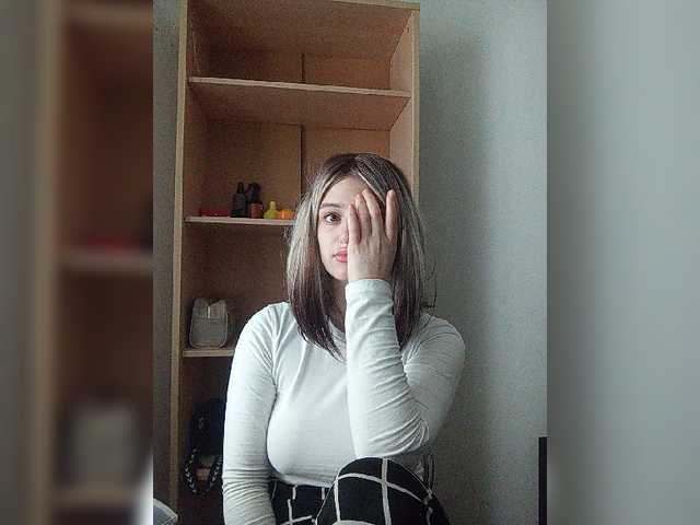 Sonyagasay live cam on BongaCams
