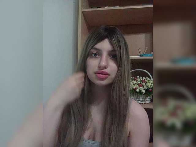 Sonyagasay live cam on BongaCams