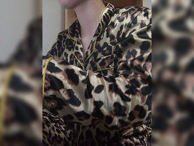 Sonyagasay live cam on BongaCams