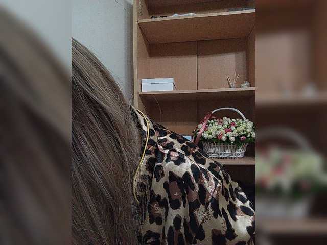 Sonyagasay live cam on BongaCams