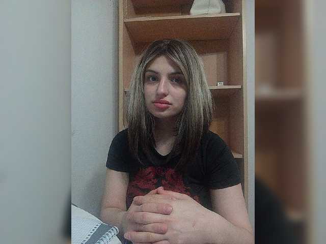 Sonyagasay live cam on BongaCams