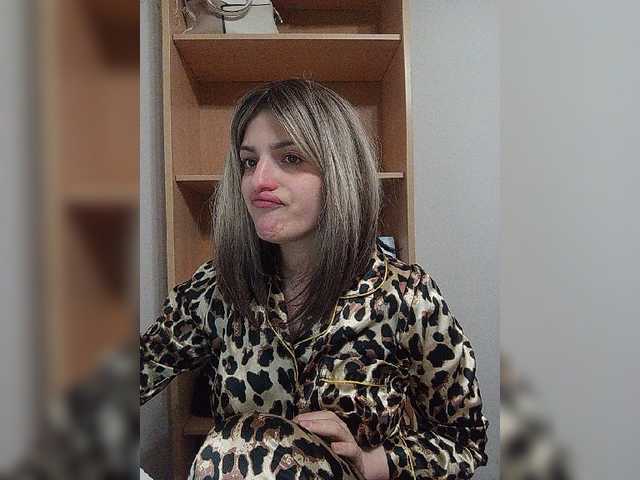 Sonyagasay live cam on BongaCams