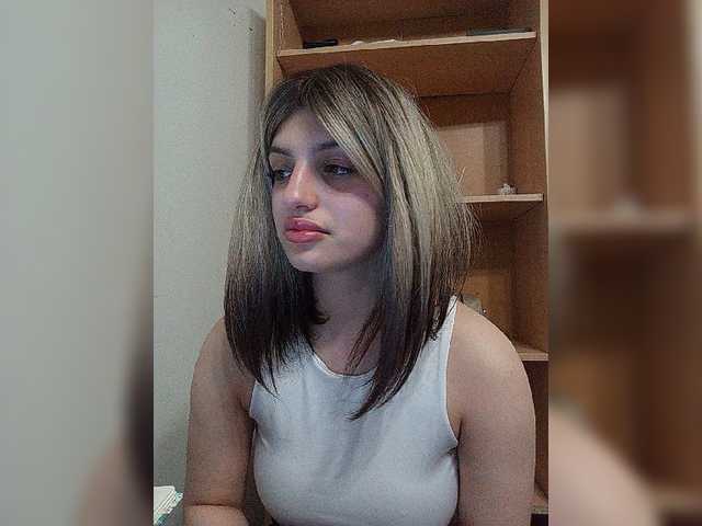 Sonyagasay live cam on BongaCams
