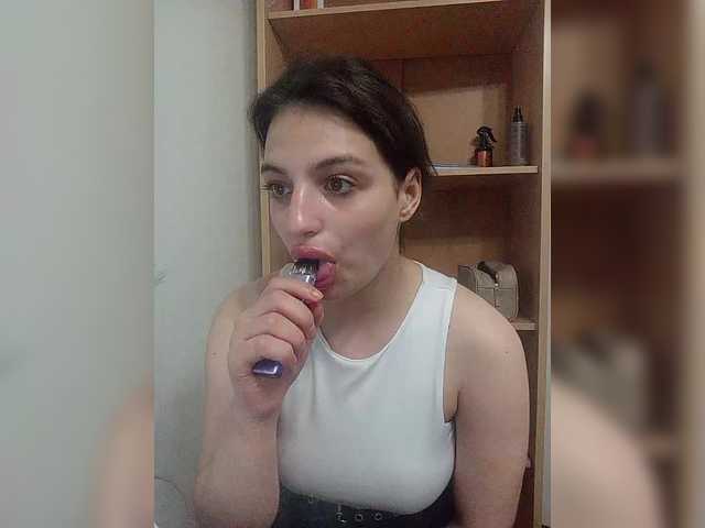 Sonyagasay live cam on BongaCams