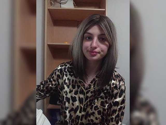 Sonyagasay live cam on BongaCams