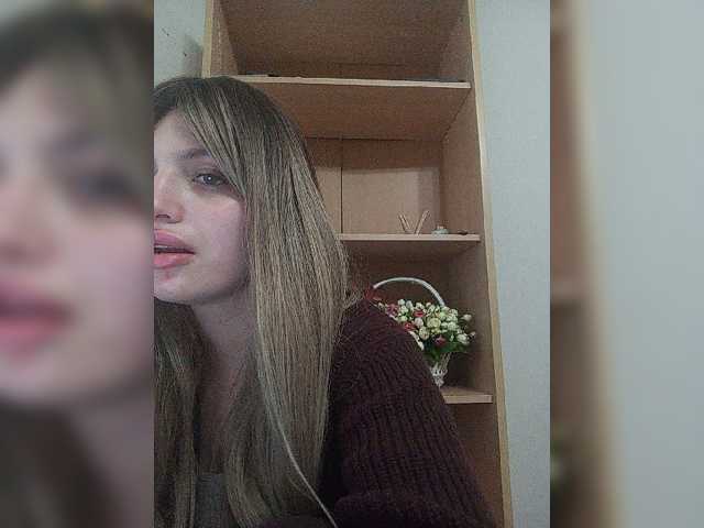 Sonyagasay live cam on BongaCams