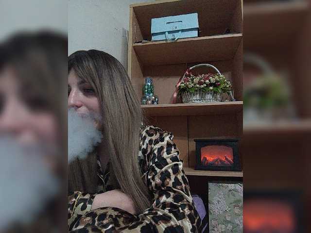 Sonyagasay live cam on BongaCams