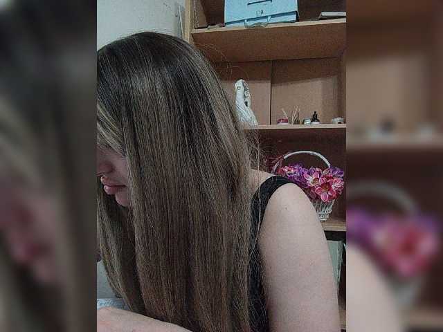 Sonyagasay live cam on BongaCams
