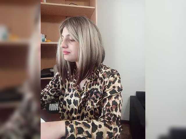 Sonyagasay live webcam show