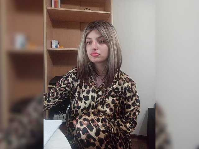 Sonyagasay live webcam show