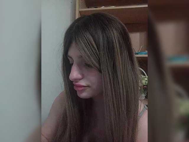 Sonyagasay live cam on BongaCams