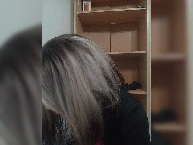 Sonyagasay live cam on BongaCams