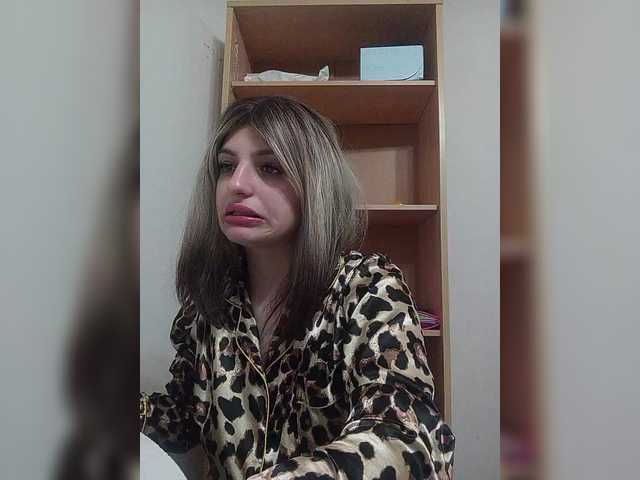 Sonyagasay live cam on BongaCams