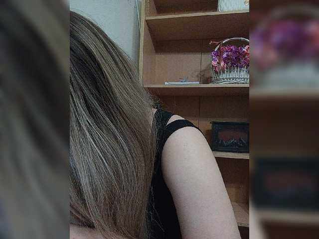 Sonyagasay live cam on BongaCams