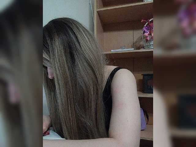 Sonyagasay live cam on BongaCams