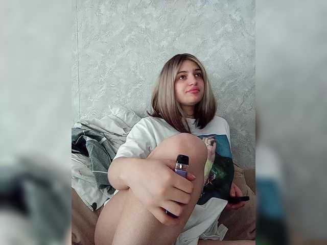 Sonyagasay live cam on BongaCams